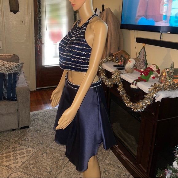 Semi Prom Dress - Picture 5 of 5